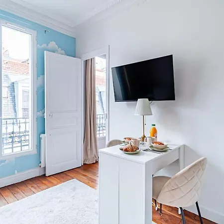 Apartment Flat Next To Montparnasse Train Station - Iv